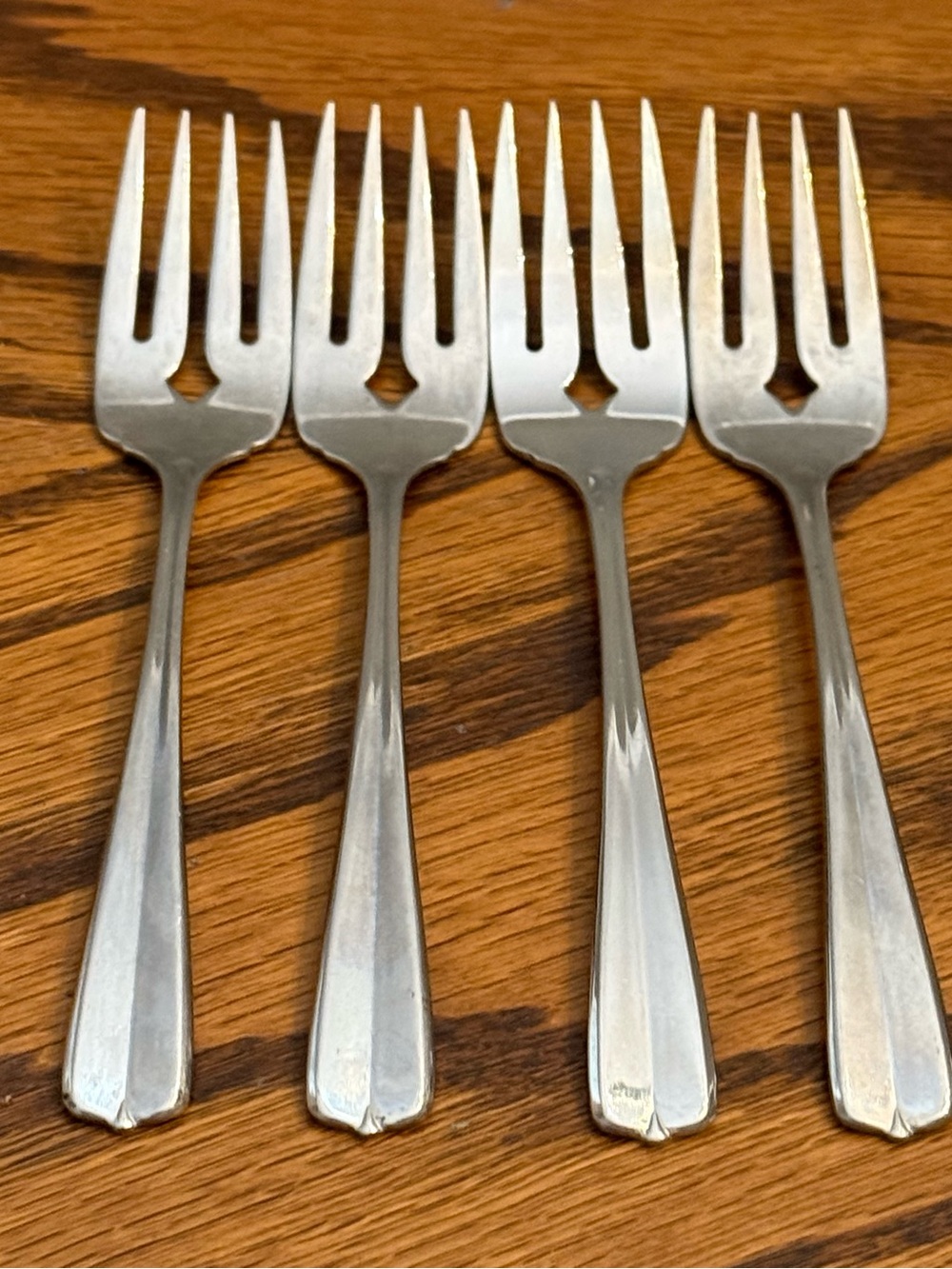 Oneida Gala Impulse 4 Salad Forks USA Stainless Flatware 6 3/8”
